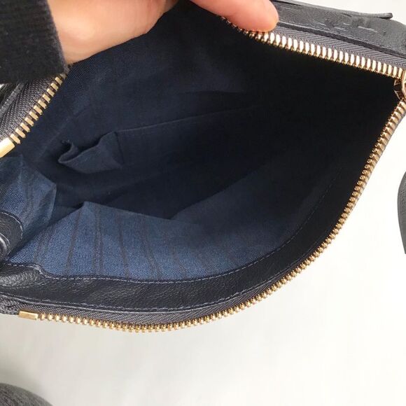 Authentic Louis Vuitton Navy Petillante Clutch Monogram Empreinte Leather EUC - Picture 11 of 13